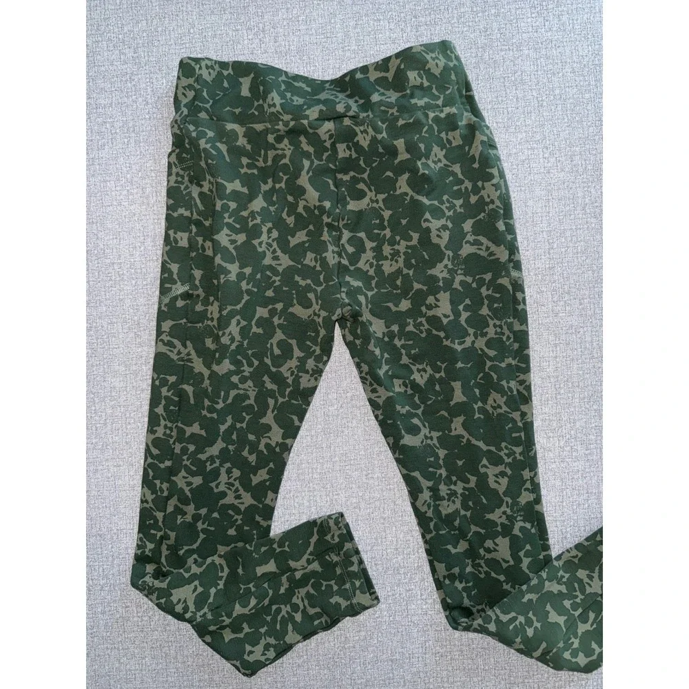 Cabi Women Green Camo Floral‎ Zip Hoodie and Leggings Lounge Set Small 4030 4032